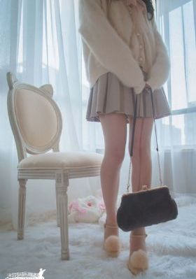 ass裸体美女毛茸茸pics_超清最新电影在线观看