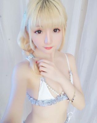 天美麻花星空高清MV播放音乐_英文版字幕