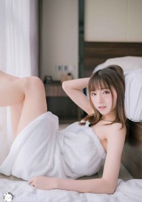 日日摸夜夜_DVD在线观看视频