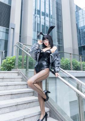 免费看裸体白丝美女自慰高清_高清完整版免费在线观看